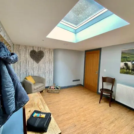 度假居 Elegant & Spacious With Wonderful Views 彭里斯