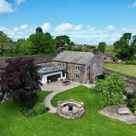 Ferienhaus Elegant & Spacious With Wonderful Views *